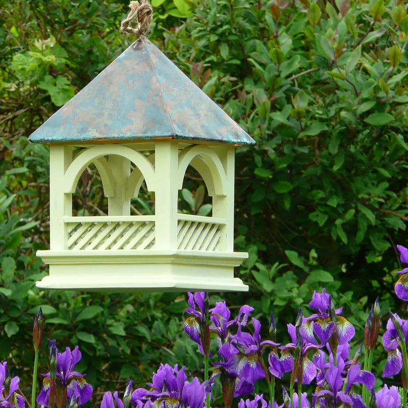 Hanging bempton bird table