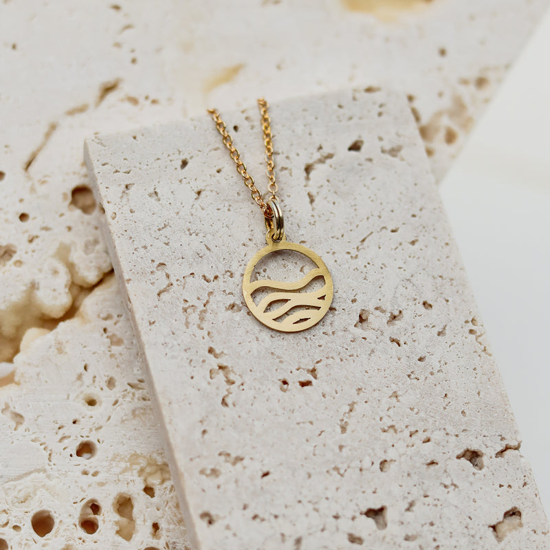 Made by Pivot Deep love pendant necklace