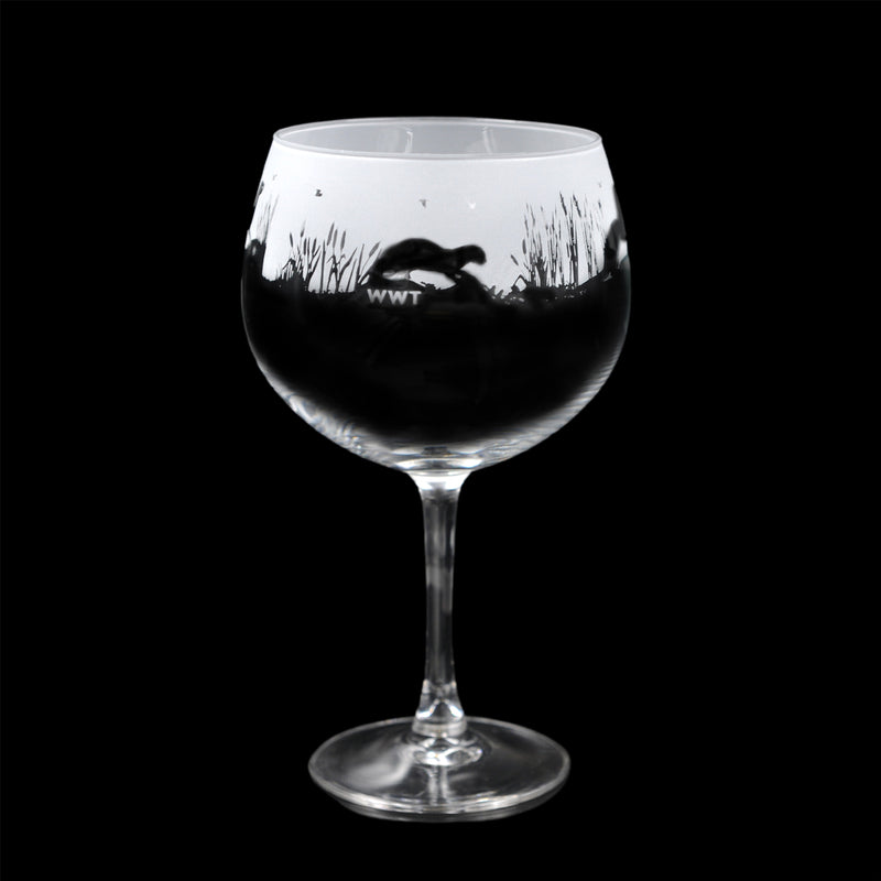 Gin glass, Otters