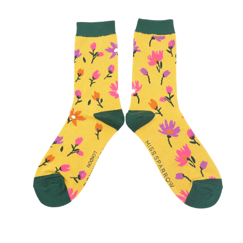 Ladies Ditsy Floral Socks - Lime